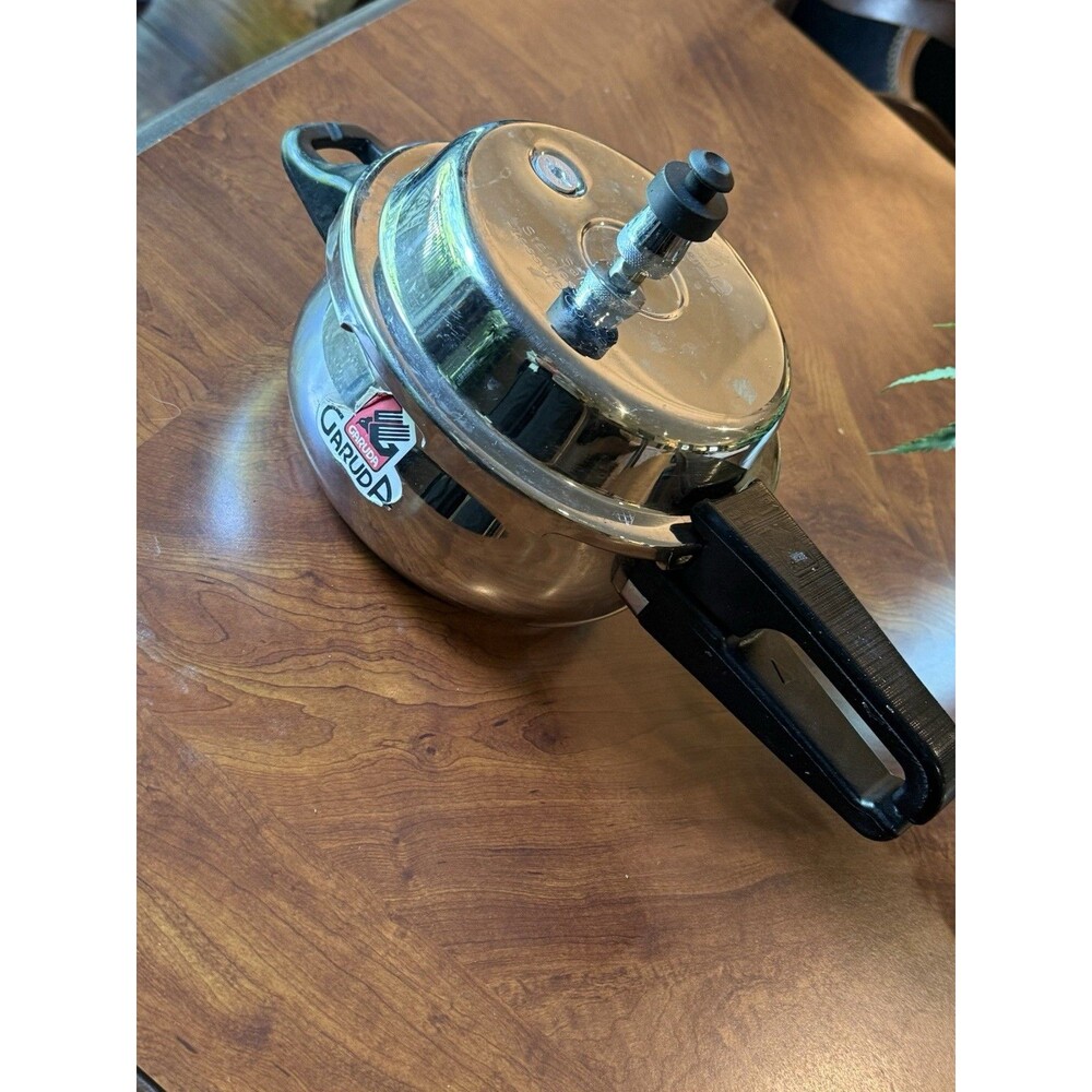 Garuda Pressure Cooker Salem Stainless Steel Stovetop Pot Pan 2.5 L - Picture 14 of 16